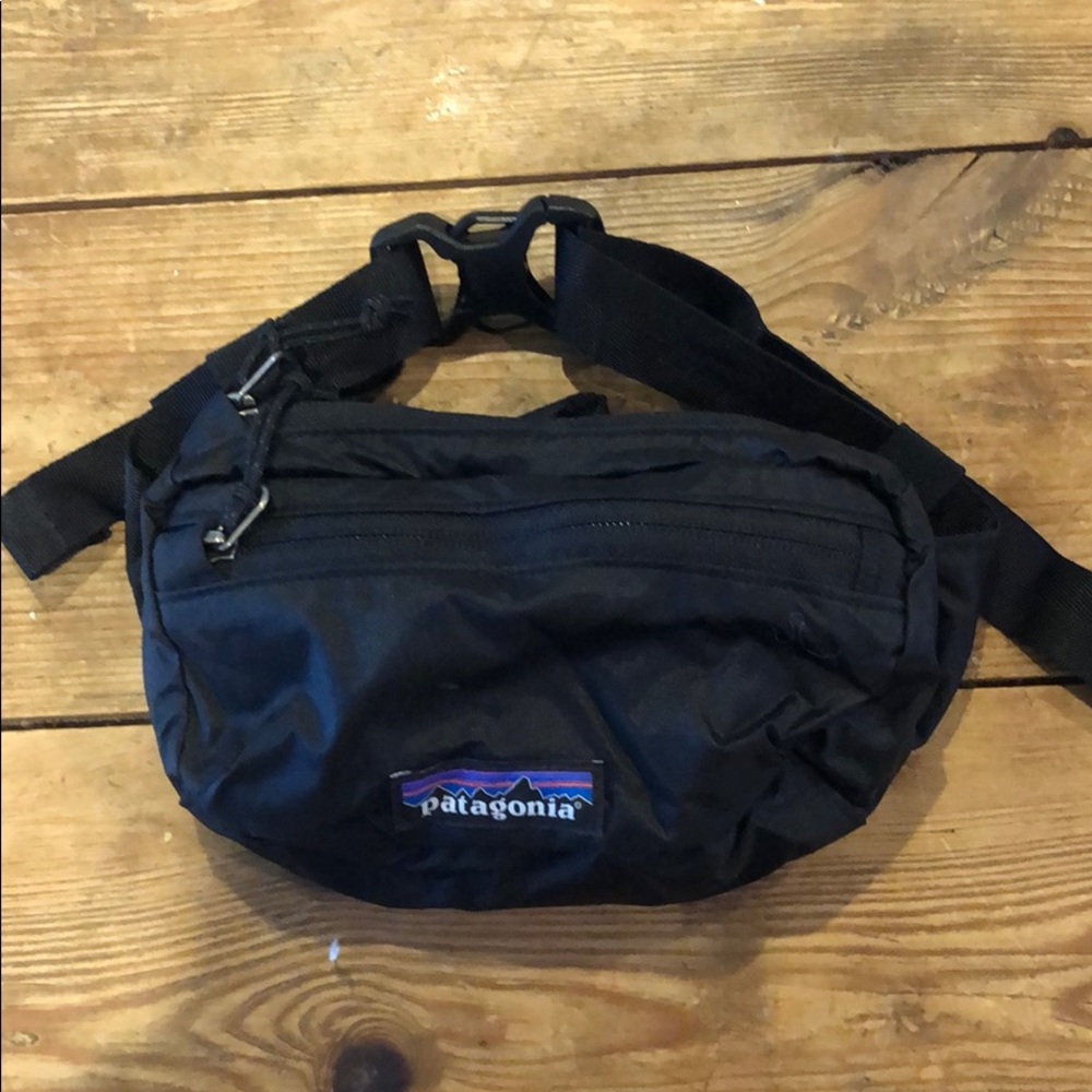 Patagonia Black Crossbody Waist Pack - Picture 4 of 8
